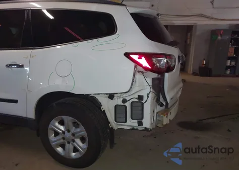 2014 Chevrolet Traverse Ls из США, поврежденный, VIN 1GNKVFKDXEJ333800